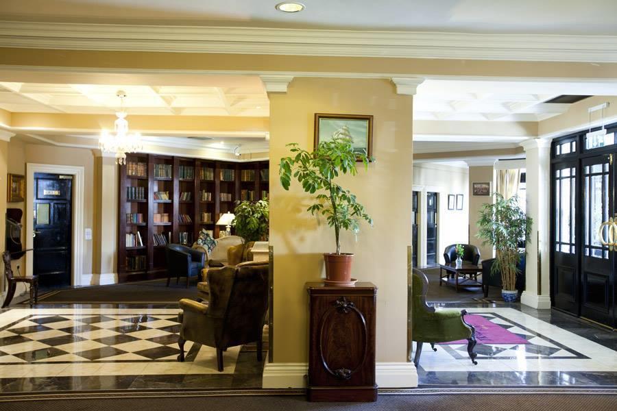 Tralee Central Hotel Экстерьер фото